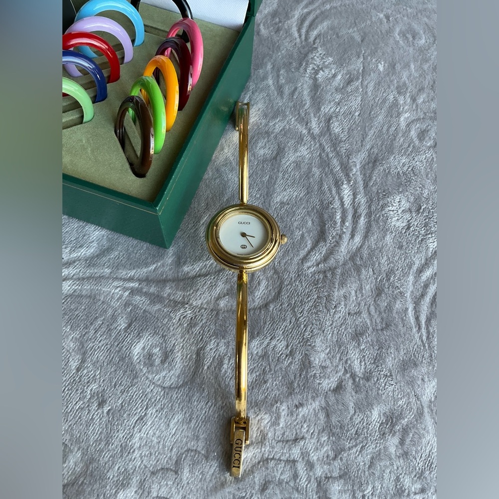 GUCCI interchangeable bezel watch set🔥🔥🔥 - image 13